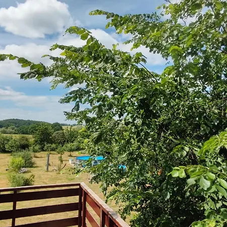 In Hohenkirchen Mit Gemeinschaftlichem Pool, Garten Und Grill